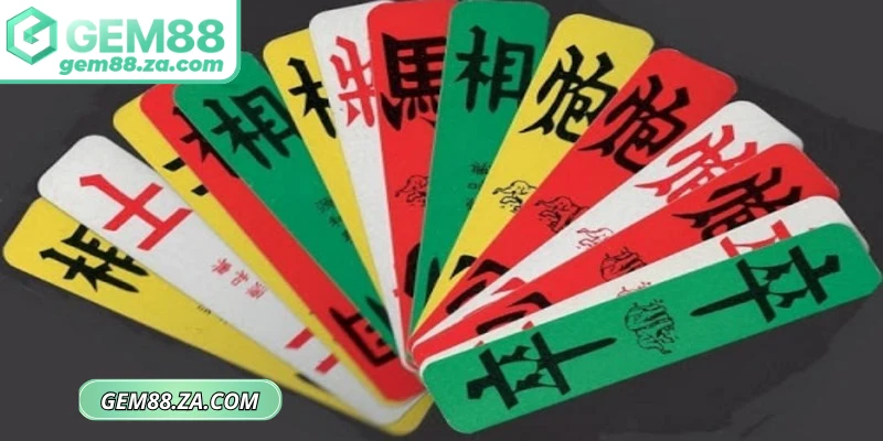 Game bài Tứ Sắc là trò chơi sử dụng bộ bài đặc trưng gồm 112 lá